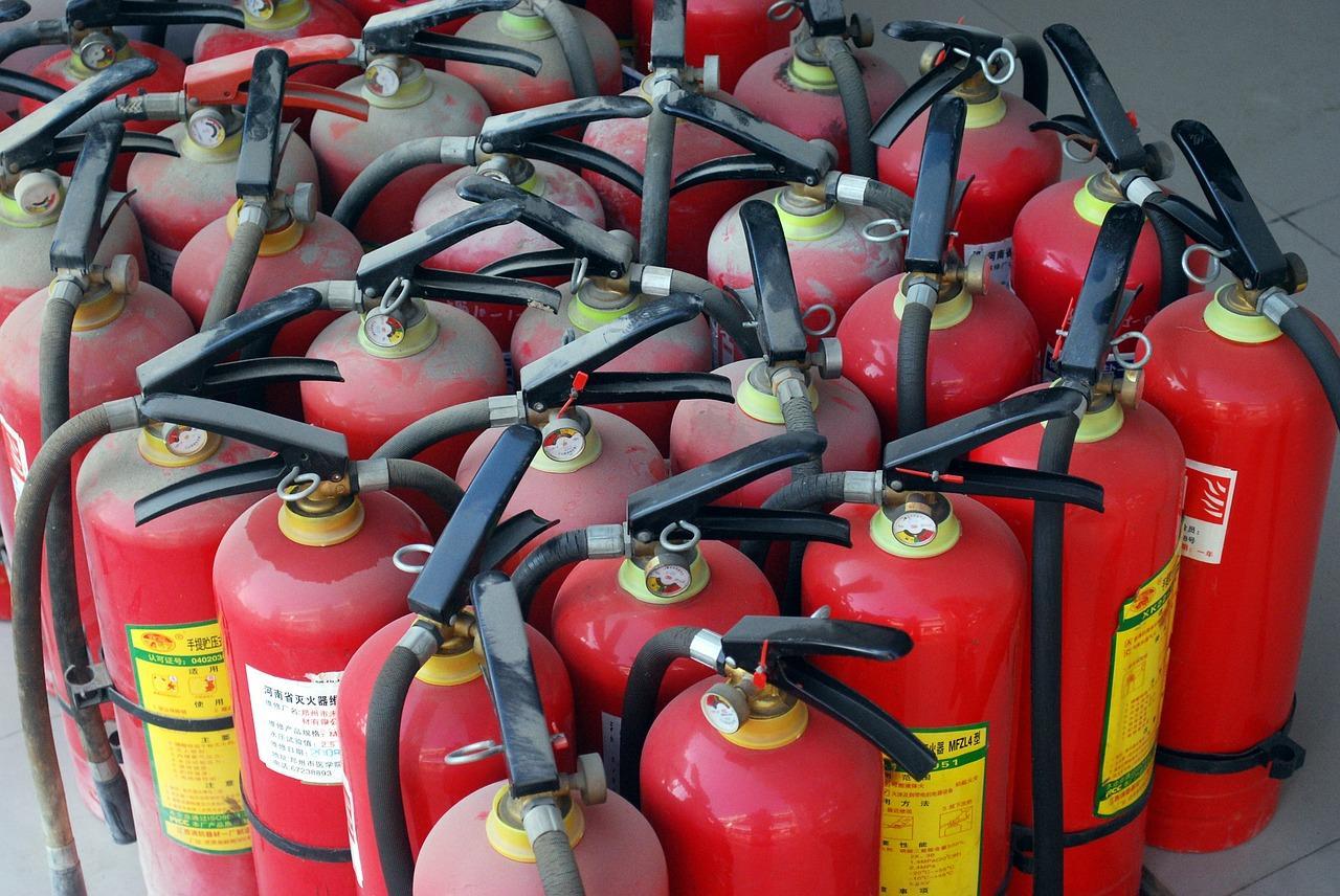 Jak często należy sprawdzać instalacje przeciwpożarowe?